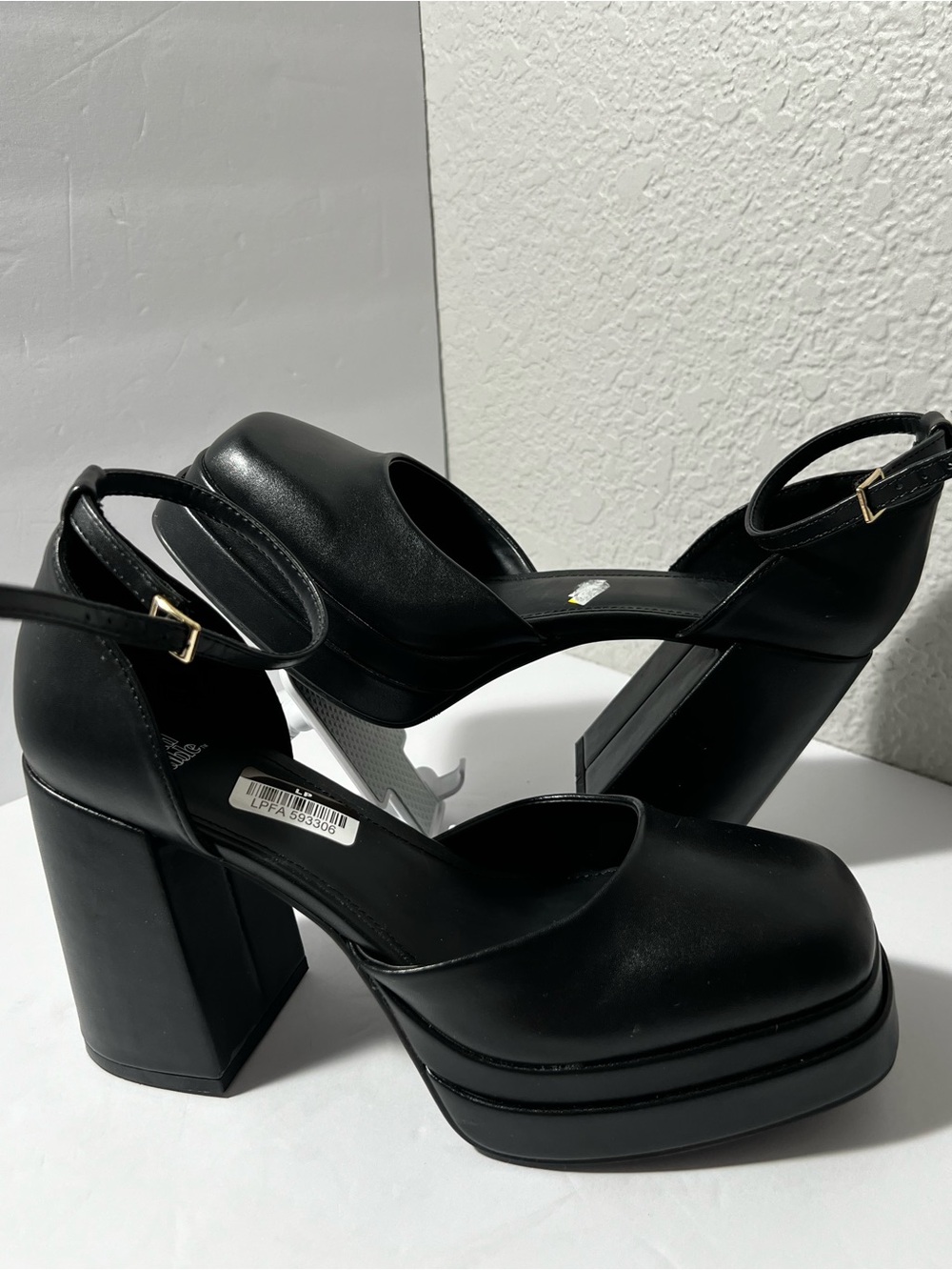 Wild Fable Black Platform ankle straps Mary Jane Chunky Heel Pumps Size 8.5 NWOT